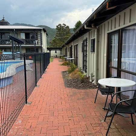 Tokaanu Hotel Exterior photo